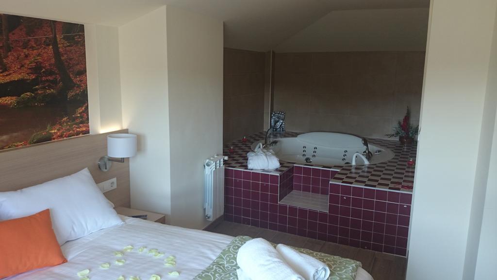 Hostal Rural San Andres Torres del Rio Rom bilde