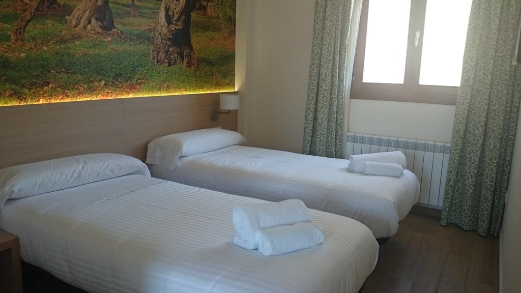 Hostal Rural San Andres Torres del Rio Rom bilde